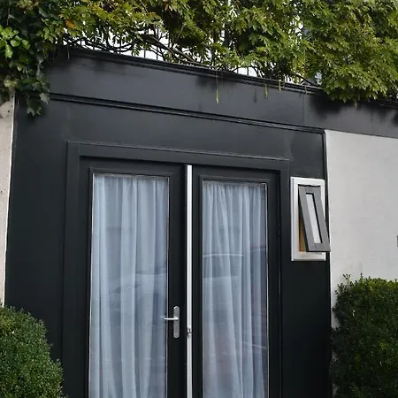 Bed & Breakfast Tiny House De Slaapkop