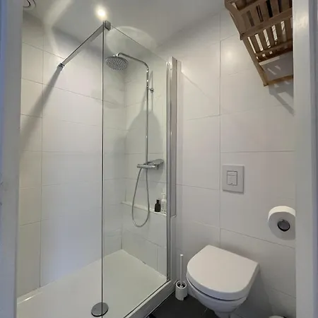 Bed & Breakfast Tiny House De Slaapkop *